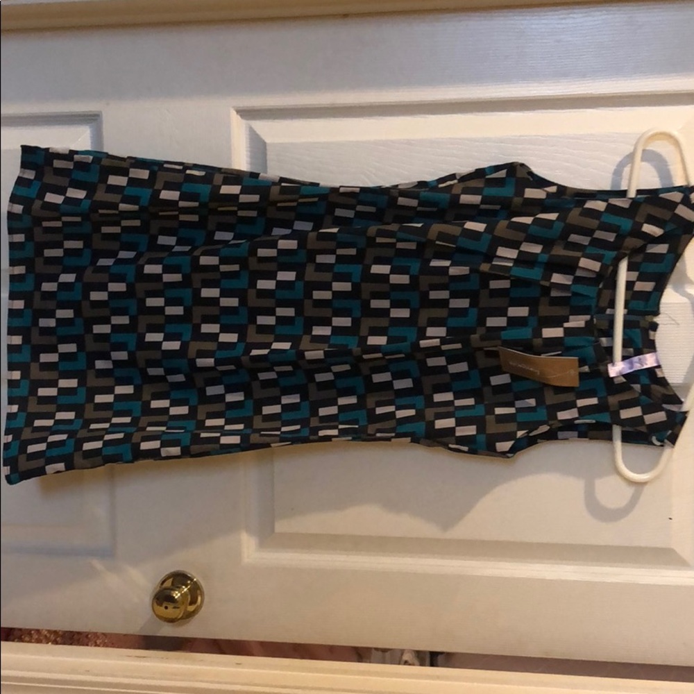 Geometrical business casual dress